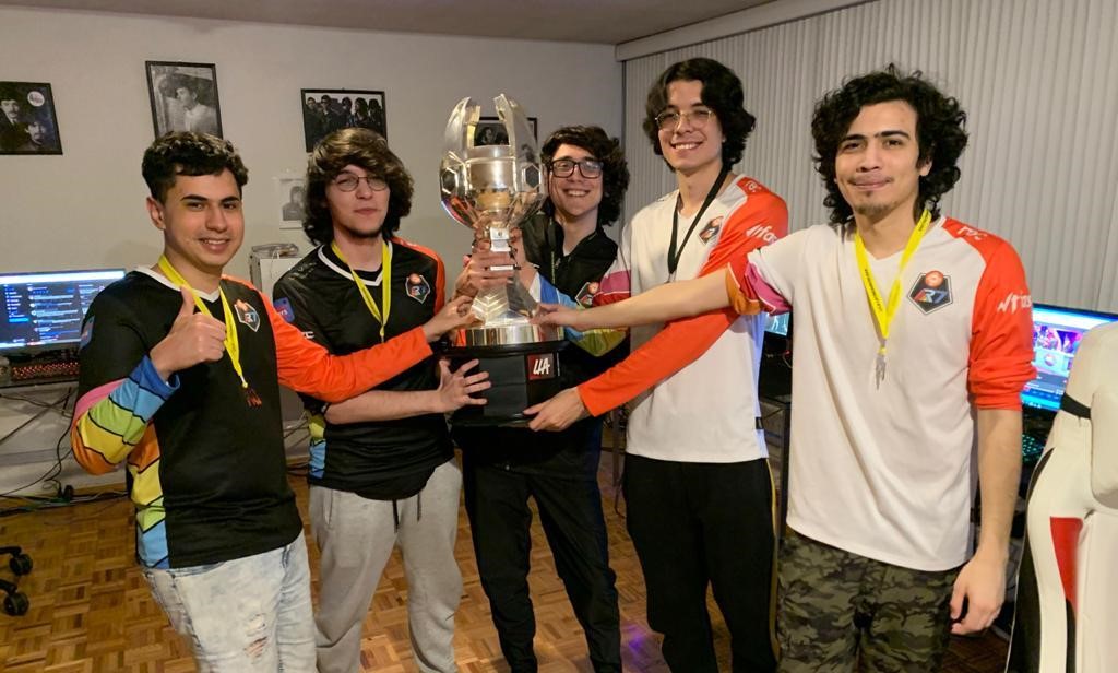 La gran final de la Liga Latinoamérica Clausura 2020 (LLA), el torneo de esports más importante de América Latina, culminó con Rainbow 7 como campeón de LLA