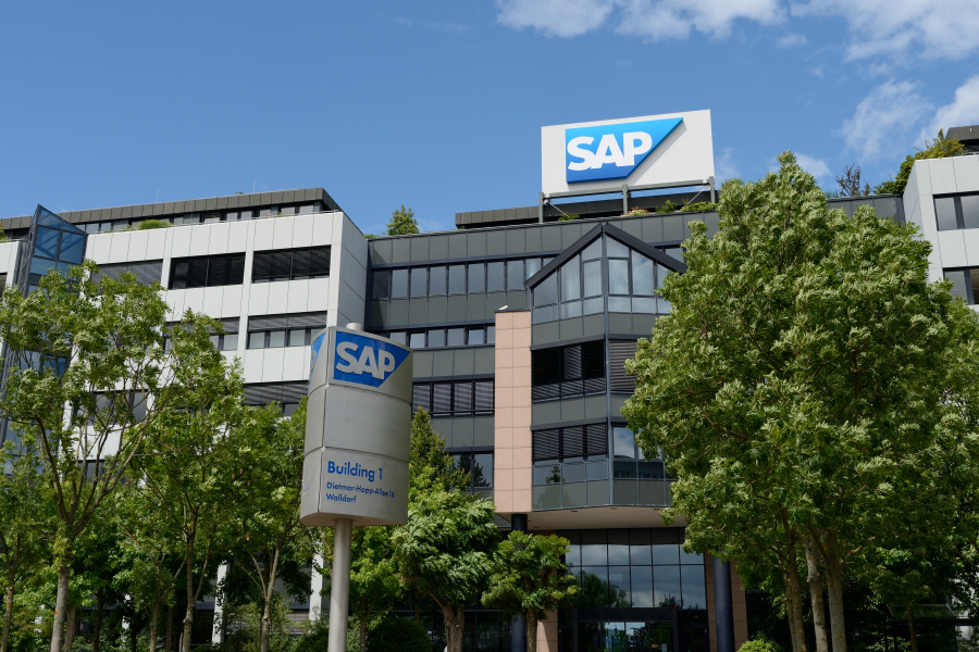 SAP anunció 5 & 5 by ’25, una iniciativa corporativa que busca dirigir el cinco por ciento del gasto direccionable hacia empresas sociales y proveedores