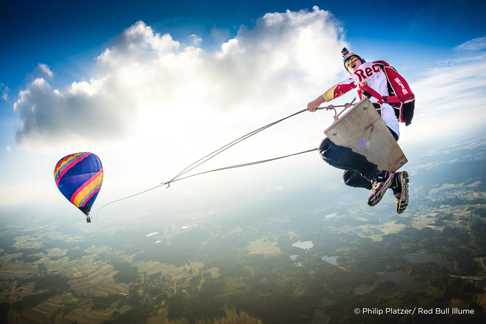 El mayor concurso de imágenes de deportes de aventura y acción del mundo, Red Bull Illume regresa en 2021 junto a Lenovo