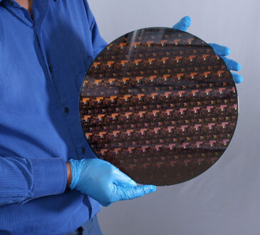 IBM dio a conocer un gran avance en el diseño y proceso de semiconductores con el primer chip del mundo con tecnología nanosheet de 2 (nm).