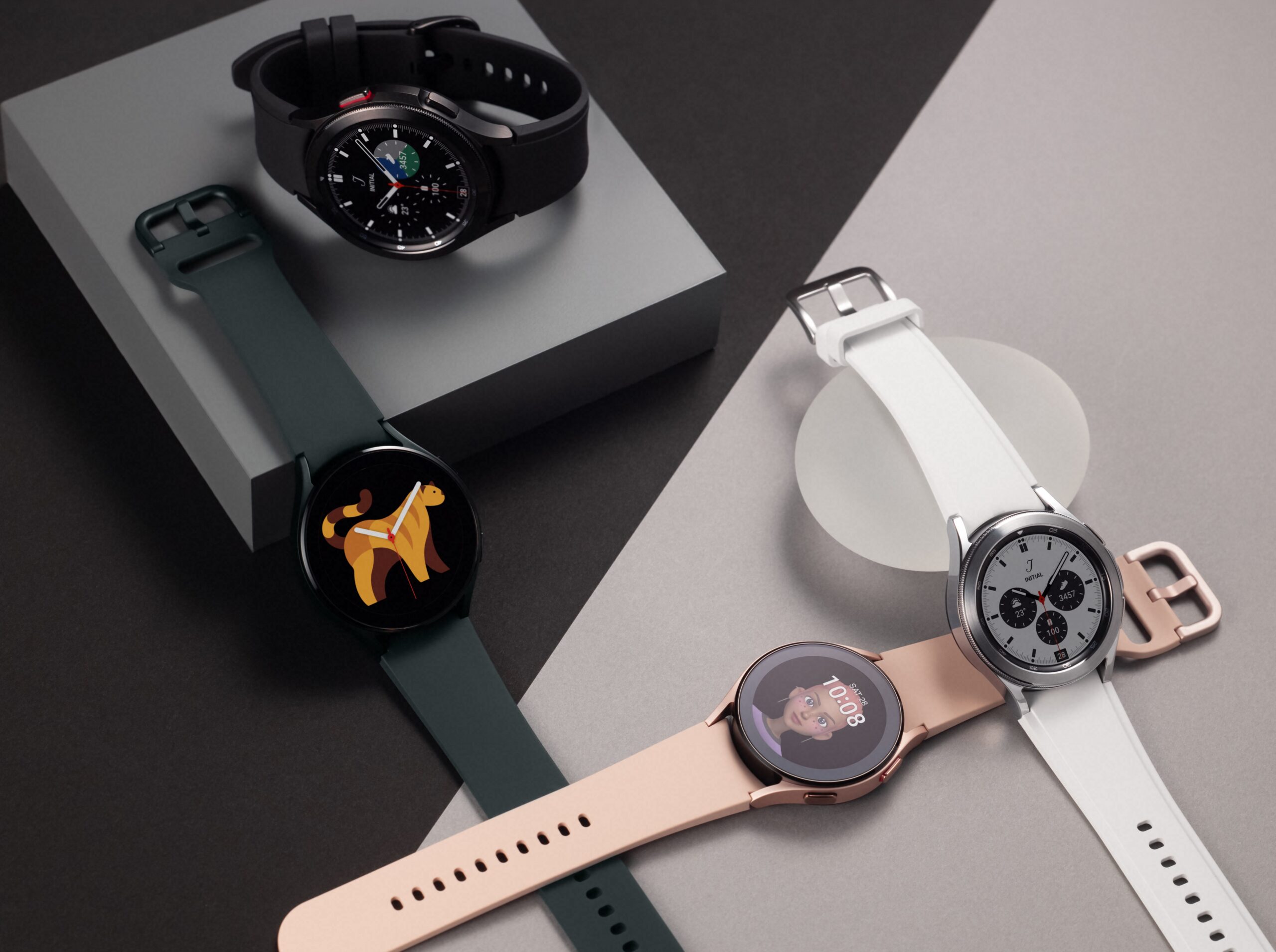 Samsung innova más una vez con la línea Galaxy Watch4, la más reciente adición a la familia de relojes inteligentes de Samsung