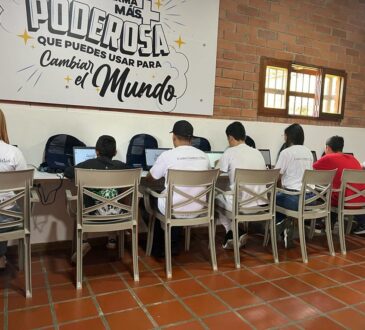 Minsait busca fortalecer la educación en Colombia