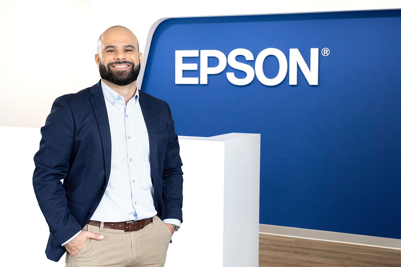 Epson Perú anuncia a Eduardo Hooker como gerente de industrial