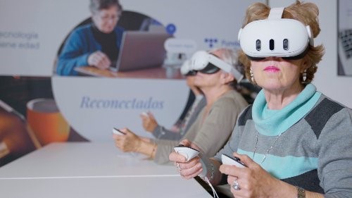 Telefónica y Meta impulsan el acceso a la realidad virtual de las personas mayores