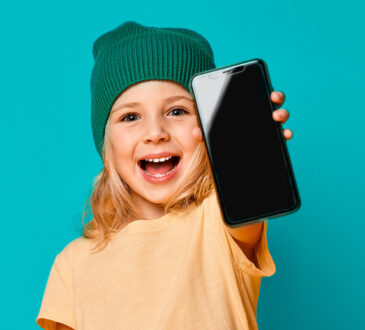 ESET analizó la edad para regalarle un celular a tus hijos