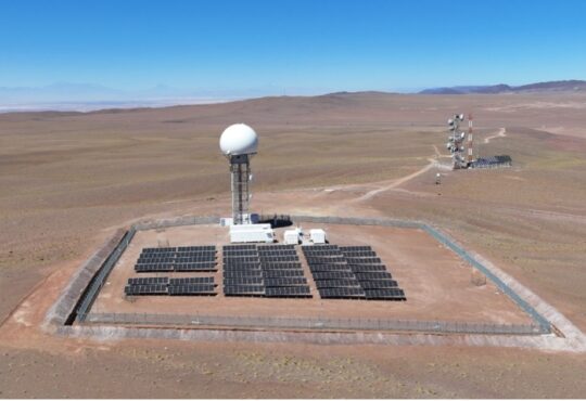 Thales abrió la primera estación radar alimentada con energía solar