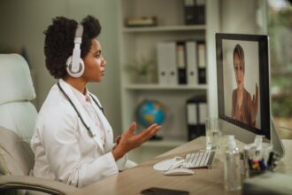 La revolución de la atención sanitaria con telemedicina y educación virtual