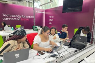Academia Minsait termina su primera edición con 19 participantes