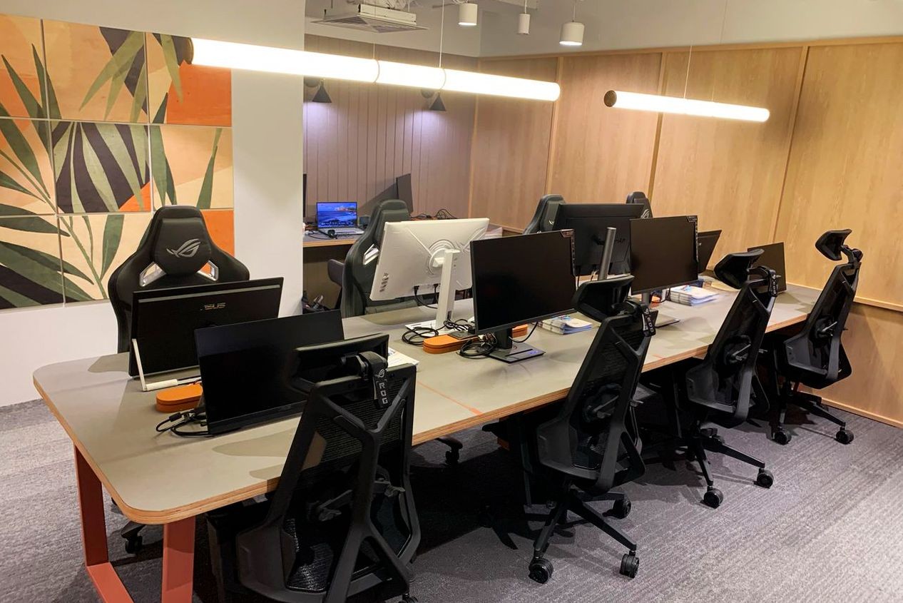 ASUS y JustCo anuncian colaboración en aeropuertos