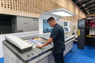 Andigráfica es el espacio para conocer la Komori Lithrone GL 629