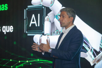 Schneider Electric alerta por el aumento de consumo de energía para el 2028