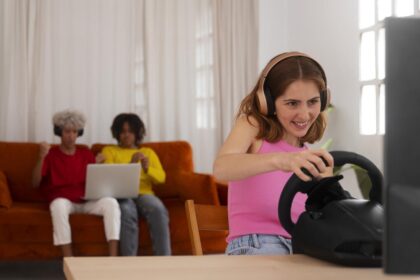 ¿Aburrido después del trabajo? Estos juegos con amigos te salvarán el día