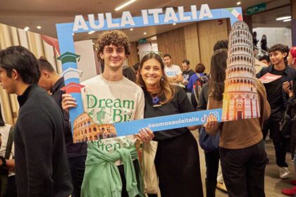 Aula Italia 2025 ofrece becas para jóvenes colombianos Italia