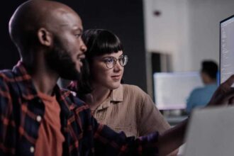 Bogotá lidera el crecimiento del talento tecnológico en América Latina