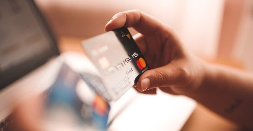 Evertec expande su alianza con Mastercard