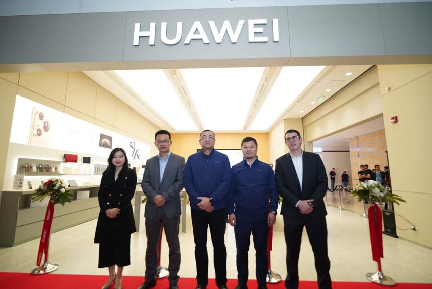 HUAWEI abrió dos nuevas tiendas en Bogotá, Colombia