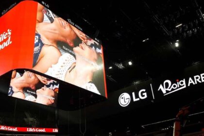 LG Electronics está presente en el Roig Arena de Valencia