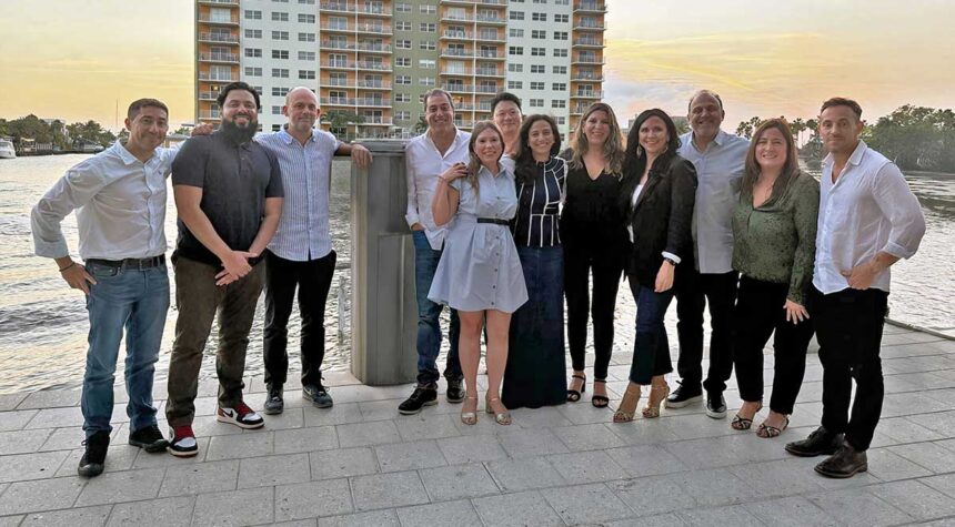 Globant y AWS firman acuerdo de colaboración estratégica