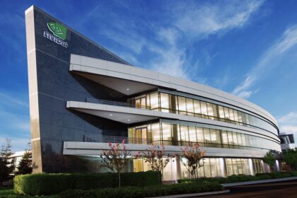 NVIDIA rompe la barrera de los $5 trillones de dólares