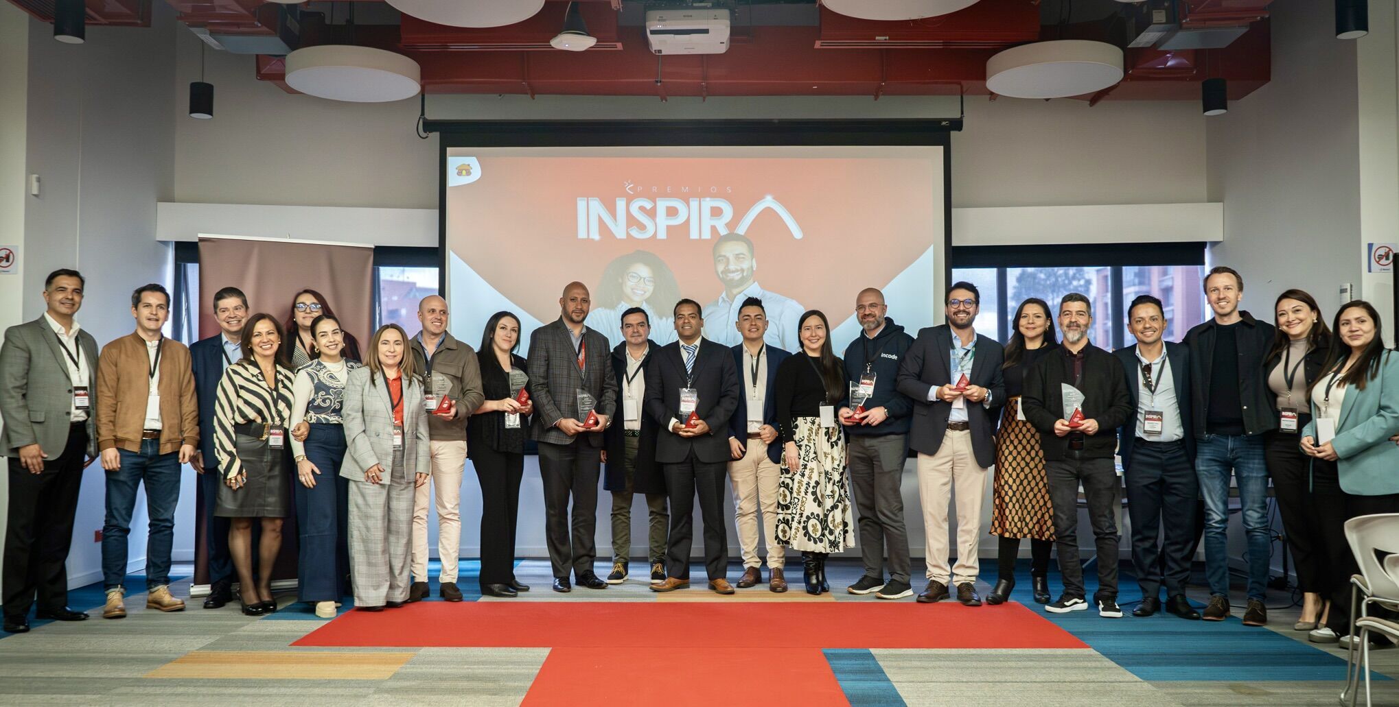 Incode es reconocido por Davivienda debido al impacto de sus soluciones