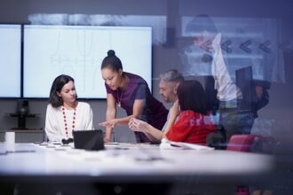 Lenovo presenta el tercer informe de la serie Work Reborn