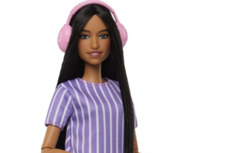 Mattel presentó su primera muñeca Barbie con autismo