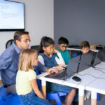 Cómo las AI PCs impulsan el aprendizaje en cada etapa educativa