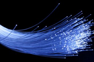 NEC y Nokia ampliarán en un 50% la red de fibra óptica de Eletronet en Brasil