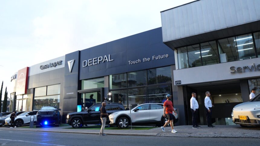 Deepal y Changan abren su vitrina en Manizales junto a Casa López