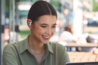 JBL anuncia los nuevos audífonos Sense Pro y Sense Lite