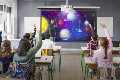 Más de la mitad de los estudiantes no puede leer en clase