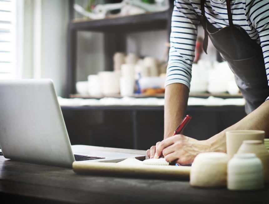 Errores financieros que pueden poner en riesgo un negocio en Colombia