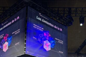 AWS estuvo presente en AVAL Tech Week