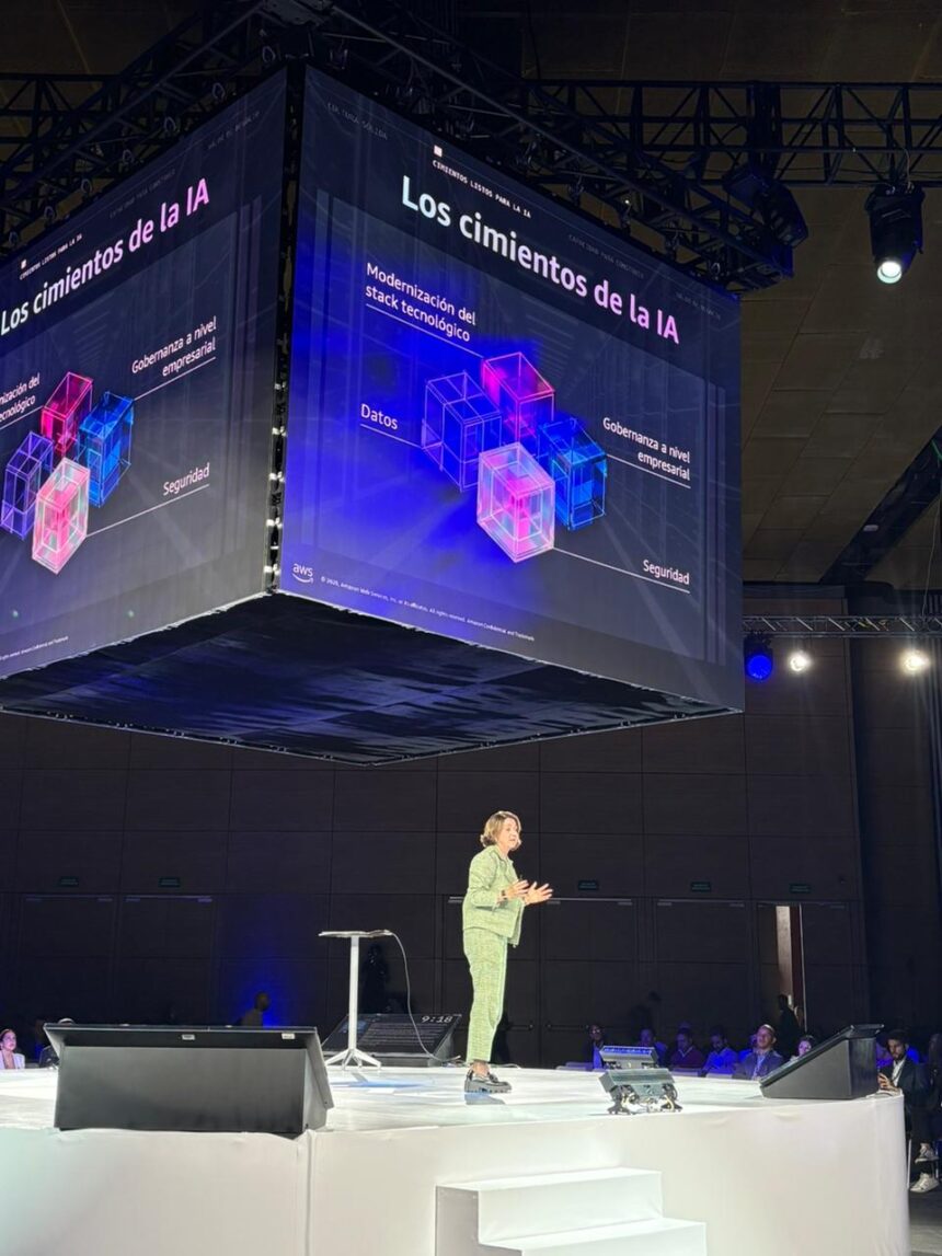 AWS estuvo presente en AVAL Tech Week