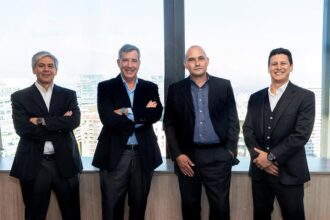 Evertec y Transbank anuncian firma de acuerdo