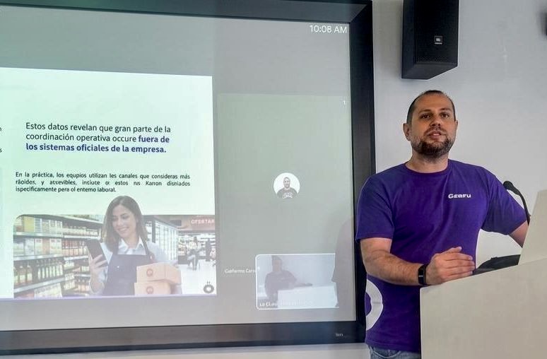 WhatsApp domina la operación laboral en México