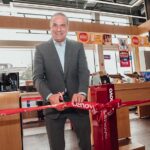 Lenovo inaugura su Zona Exclusiva tienda La Curacao en Miraflores