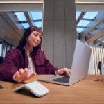 Logitech presentó el mouse plegable Mobi Fold