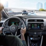 Nissan refuerza la seguridad al conducir diaria con tecnologías de asistencia