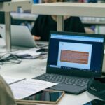 Sonda advierte sobre el riesgo invisible de la IA en las aulas