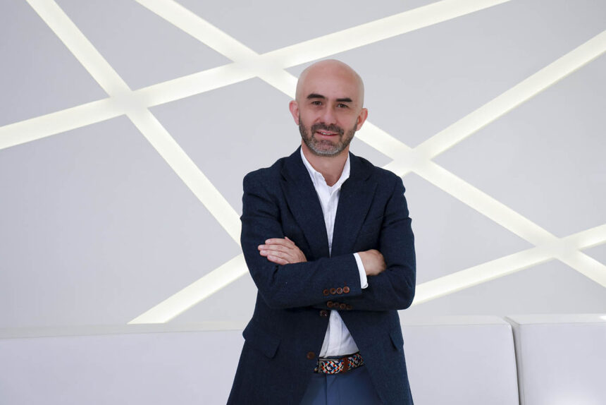 Controles Empresariales amplía su alianza con AWS