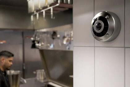 Axis Communications lanza una cámara panorámica AXIS M4337-SPLVE