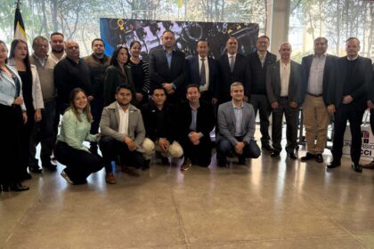 General Motors dona motores a la Universidad ECCI