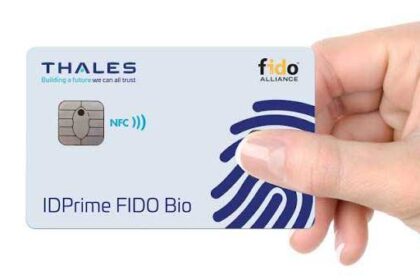 Thales impulsa junto a Bancolombia una nueva generación de tarjetas