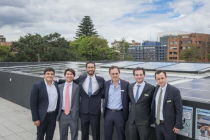 Solcor y el Gimnasio Moderno inauguran proyecto solar